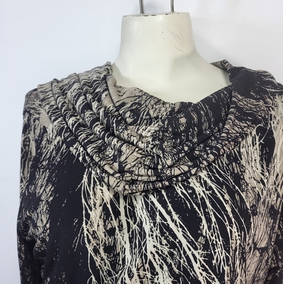 Kenneth Cole Reaction Blouse - Picture 2 of 9